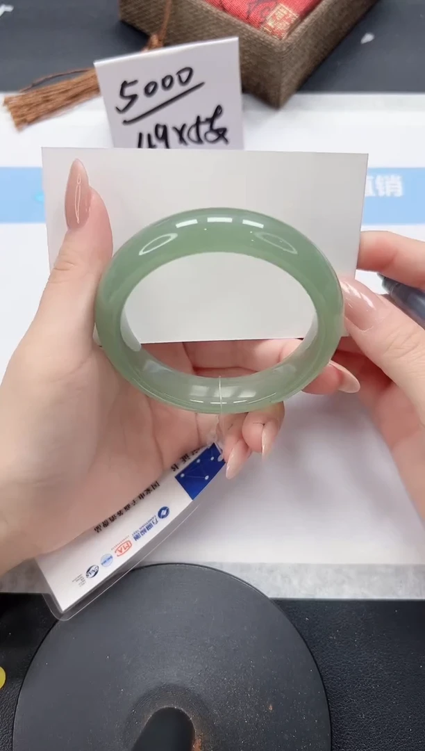 未镶嵌手镯石英质玉A46-58