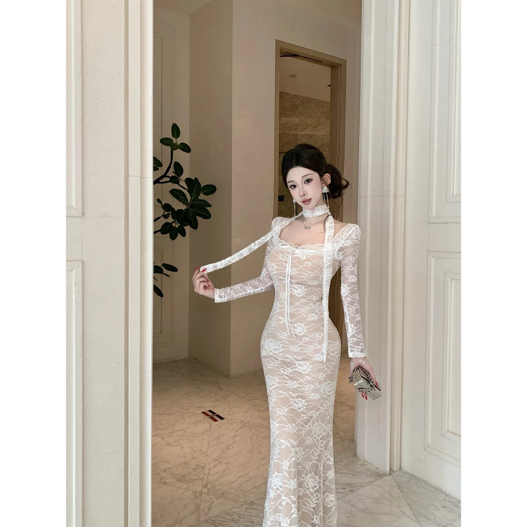 设计感方领蕾丝拼接长袖鱼尾裙法式名媛风气质感包臀修身连衣裙女