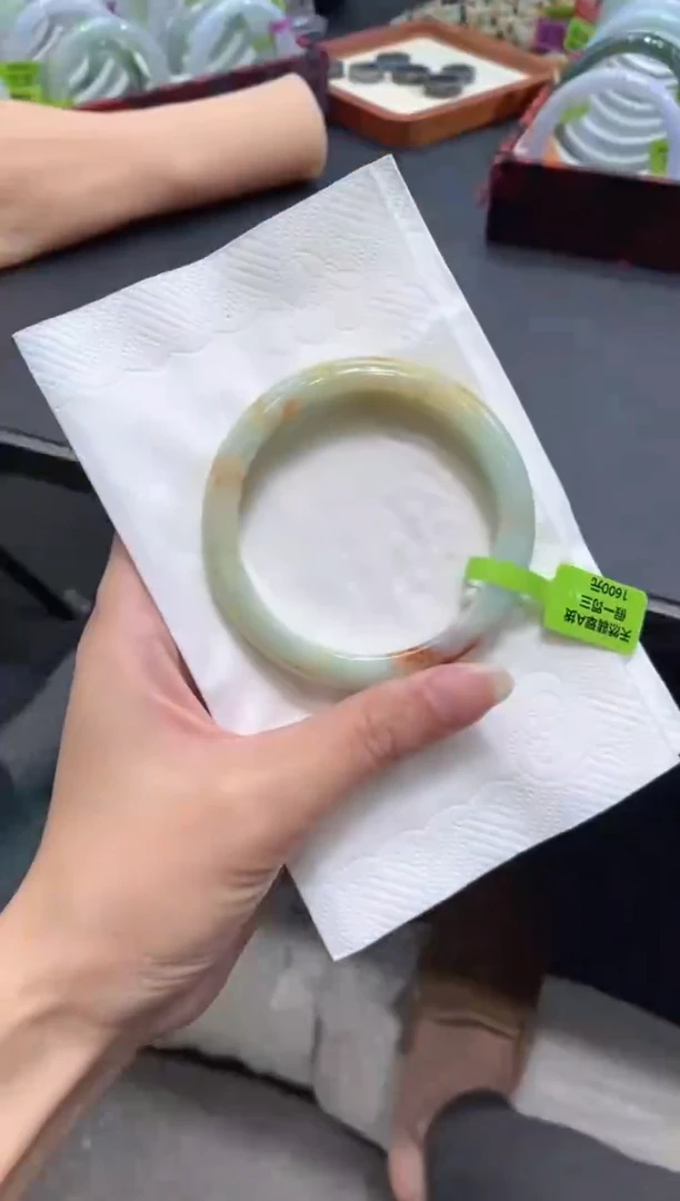 未镶嵌手镯翡翠000074879