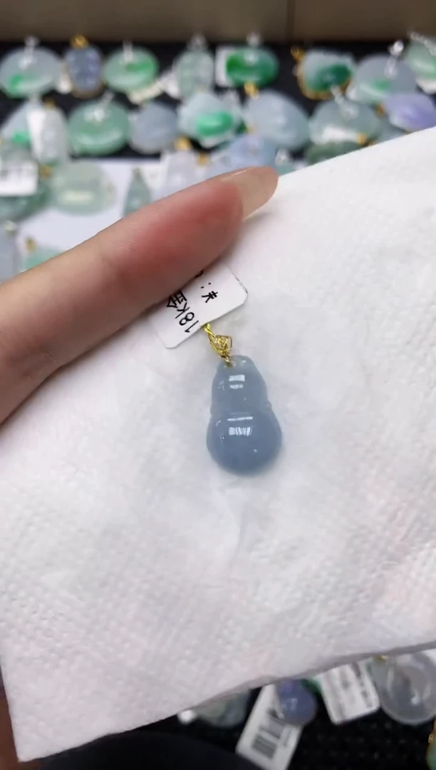 颈饰18K金镶嵌翡翠11111111111