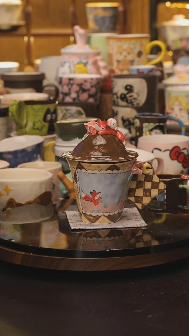 景德镇釉下彩绘设计师款式陶瓷