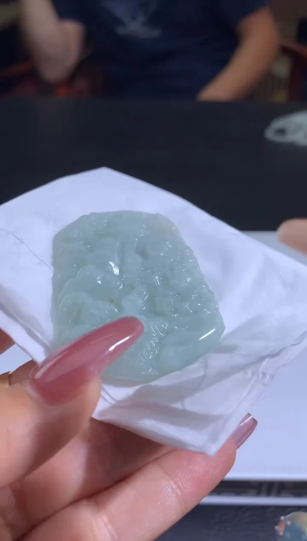 未镶嵌定制翡翠?**?翡翠