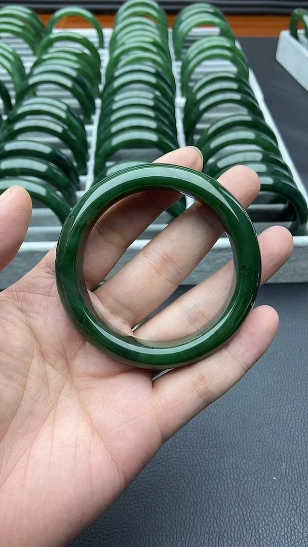 未镶嵌手镯和田玉（碧玉）87-59.2