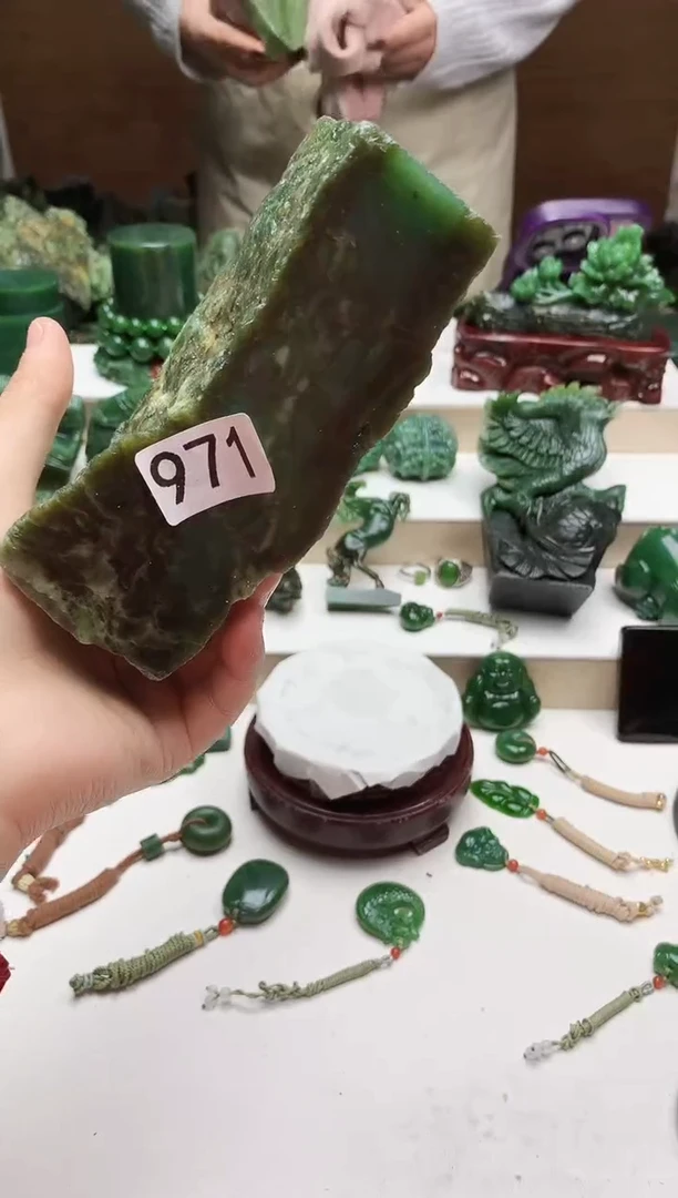 未镶嵌和田玉挂件11