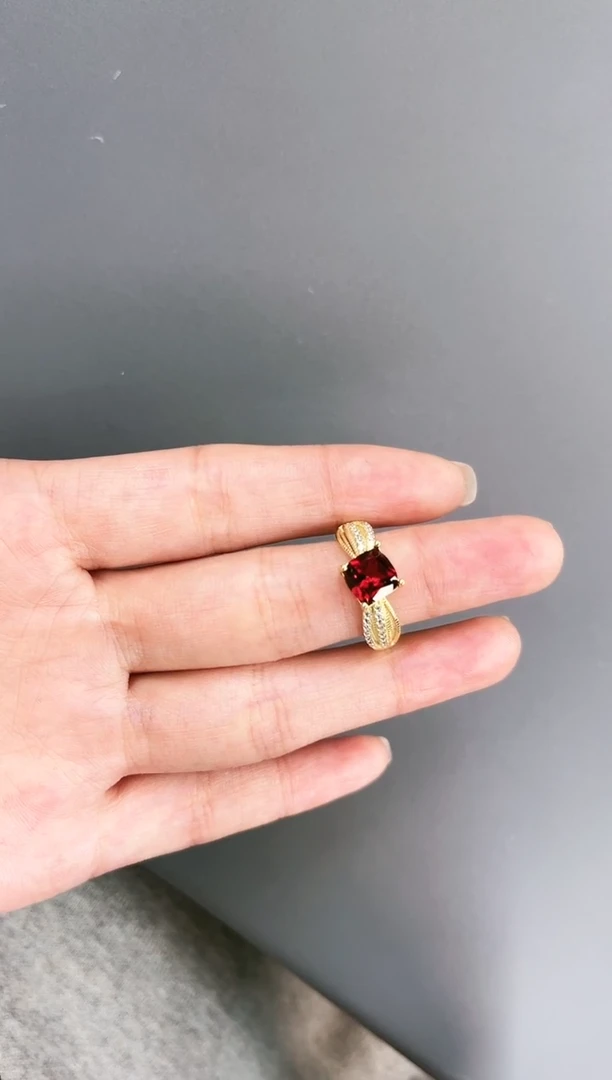 【闪购商品】石榴石戒指银S925镶嵌y960
