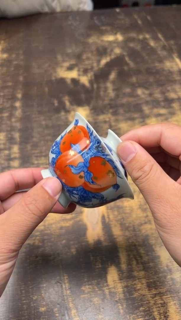 【闪购商品】/（预售）戏墨柴窑矾红寿桃描金二才碗