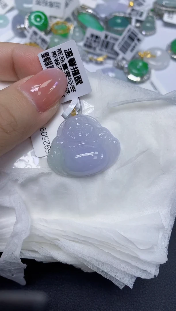 颈饰18K金镶嵌翡翠天然缅甸翡翠A货多样性发一件