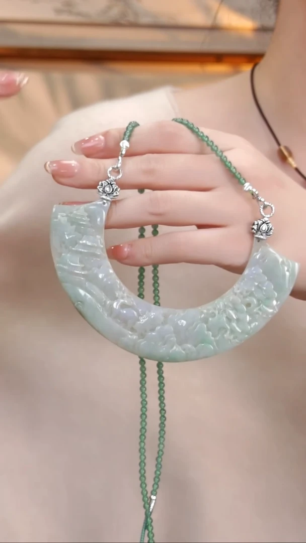 颈饰未镶嵌翡翠国风