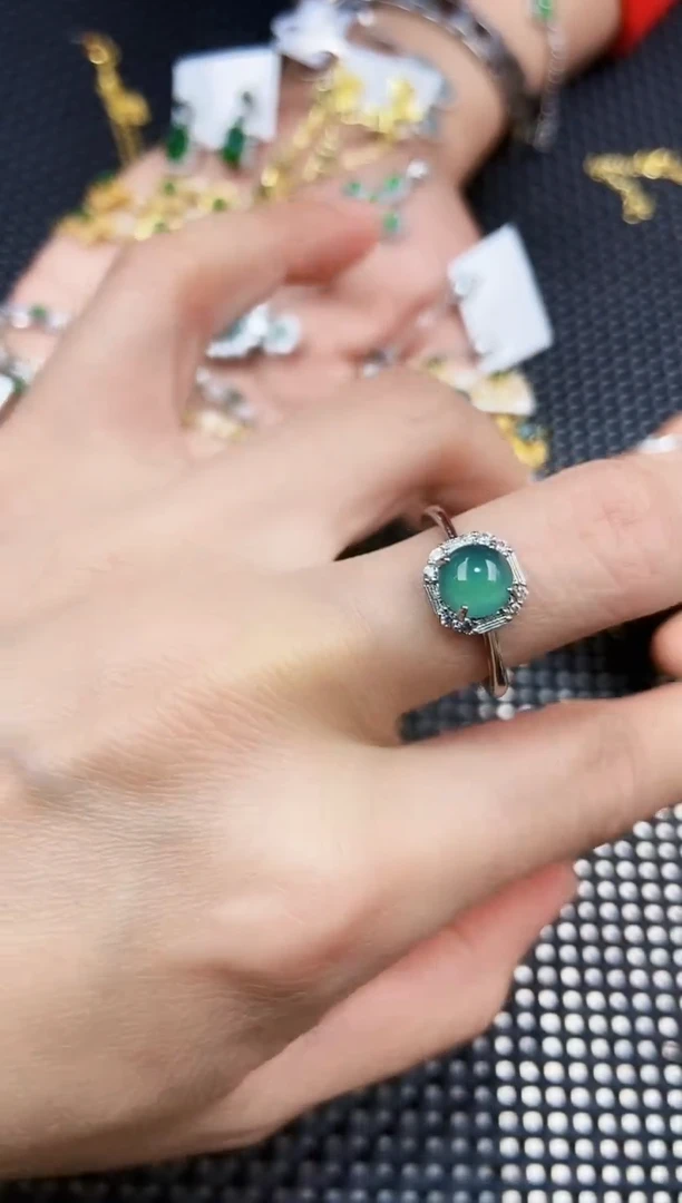 【闪购商品】翡翠戒指未镶嵌111111111