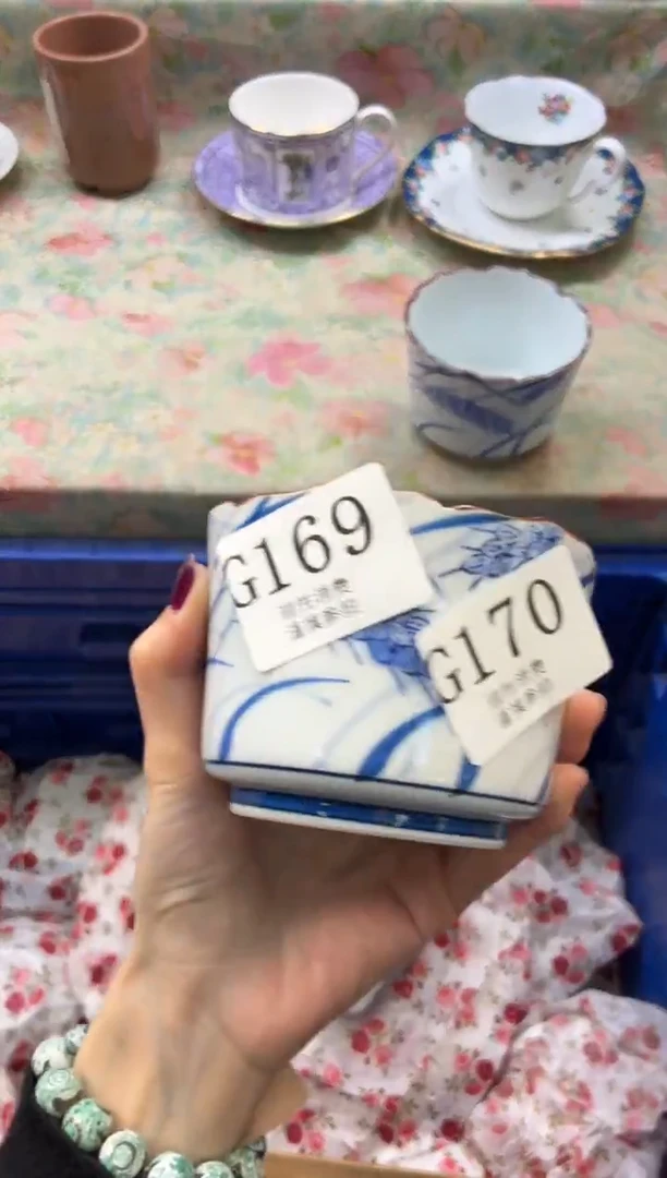 瓷片机*猫       G169