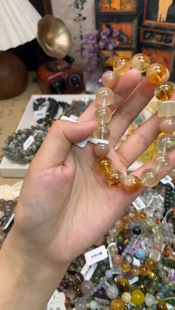 未镶嵌手链黄晶173