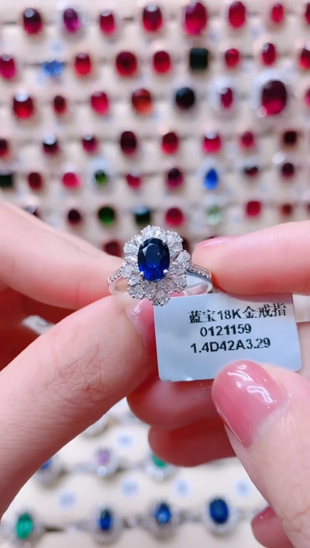 蓝宝石18K金戒指18K金镶嵌1