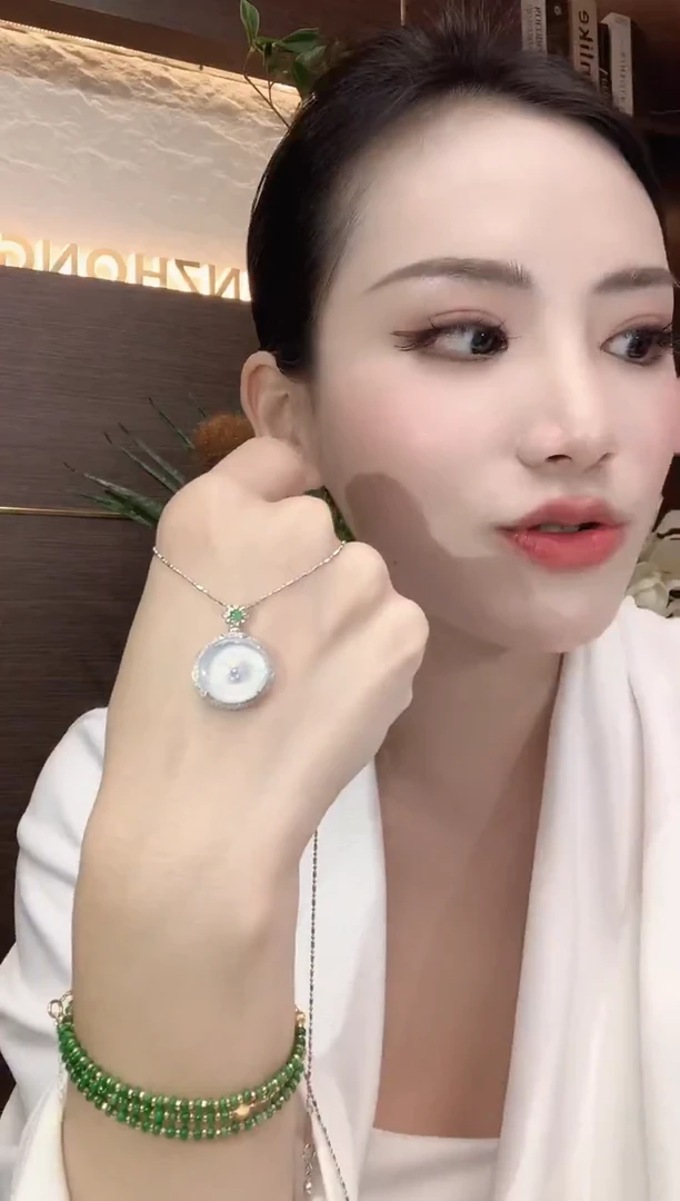 吊坠(不含链)18K金镶嵌翡翠D1