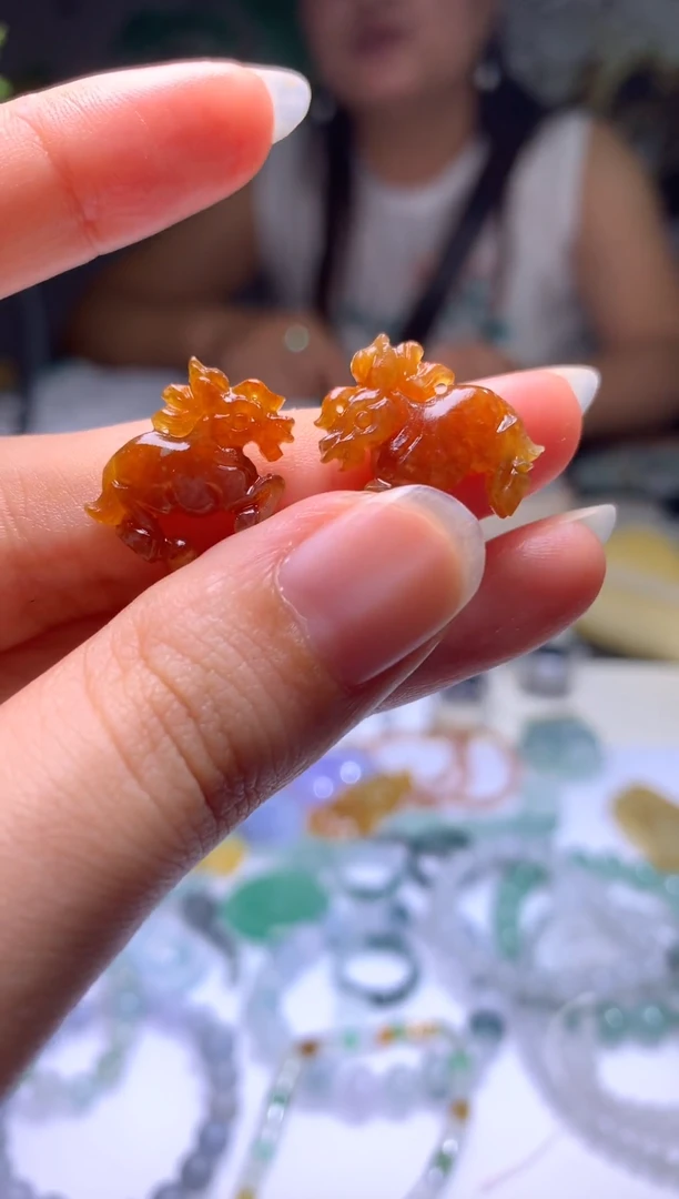 未镶嵌定制翡翠毛货