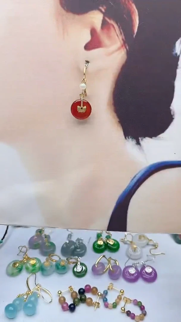 14K金镶嵌南红玛瑙耳饰200