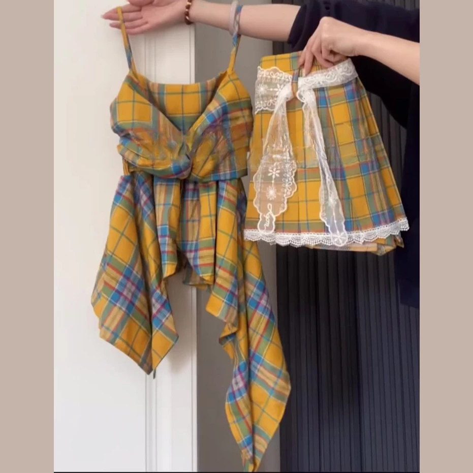 夏季一整套女装2025新款韩减龄休闲时尚显瘦吊带上衣短裙两件套