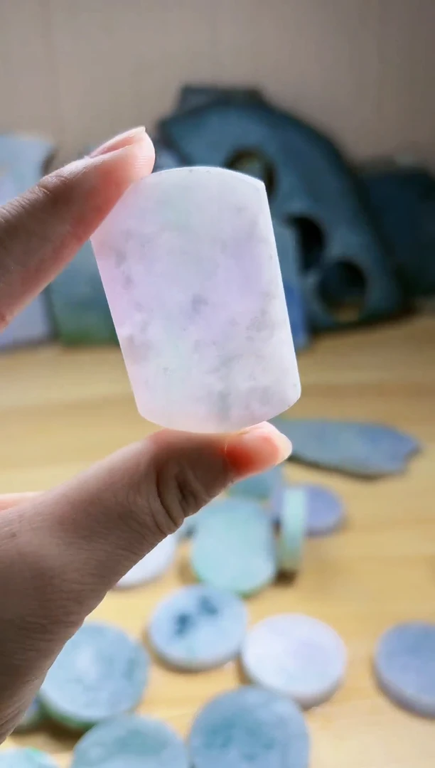 翡翠未镶嵌颈饰翡翠A货 姜谭313