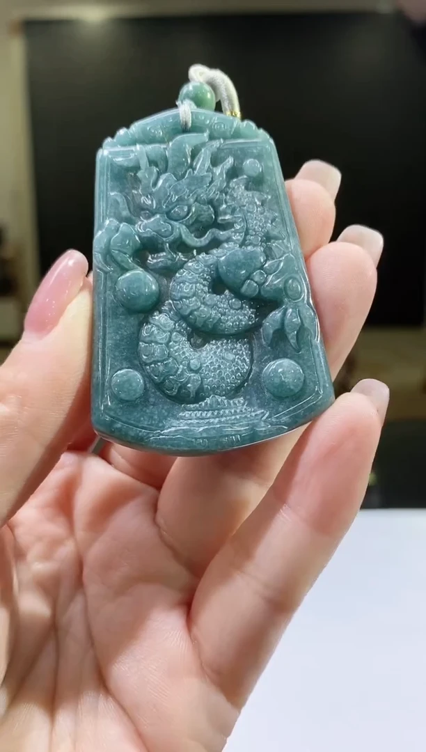 翡翠未镶嵌颈饰38/0613/W/龙