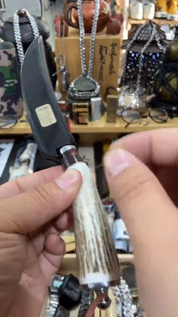 瓷片闪购商品  如图所示