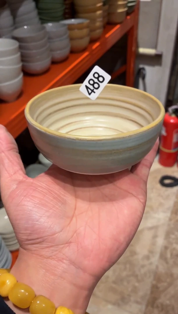瓷片M**?488微瑕黄色手刷小碗1个