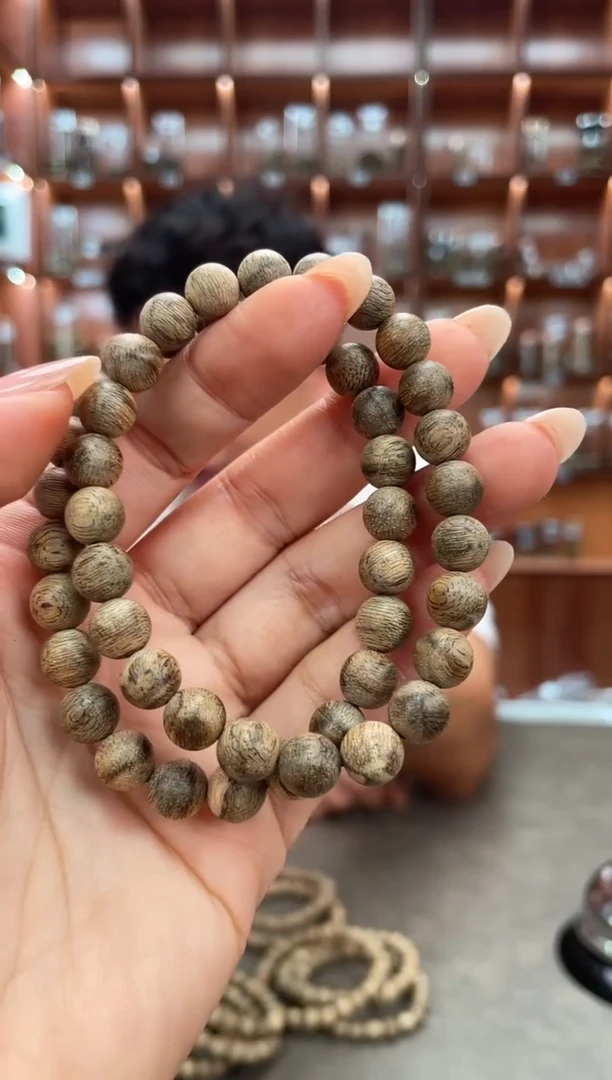 手串沉香29号菩萨棋软丝奇楠种多样性发一条