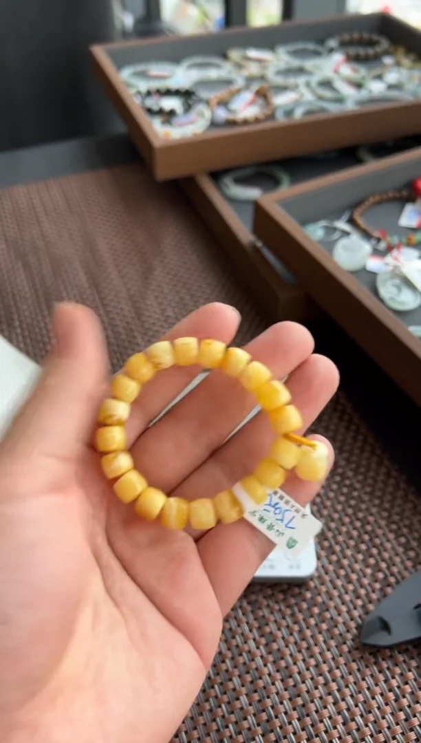 未镶嵌蜜蜡手串2858号