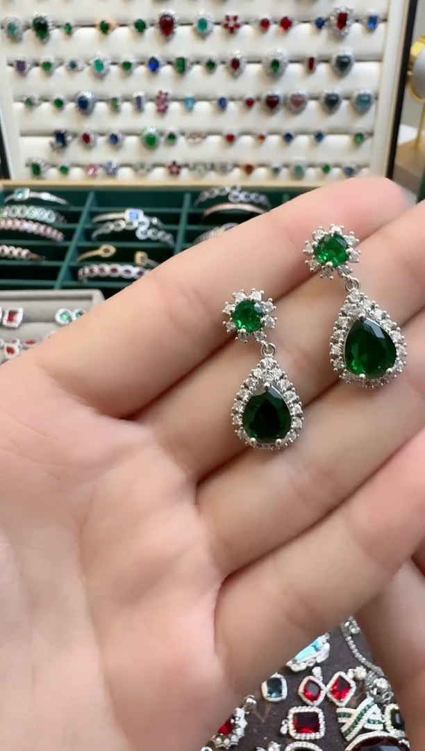 未镶嵌透辉石耳饰透辉石耳饰