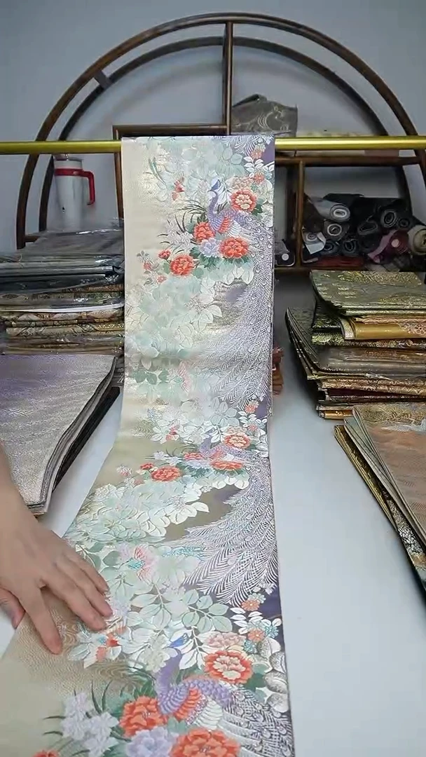 织绣62孔雀孔雀孔雀