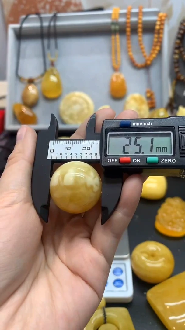 【闪购商品】琥珀珠宝奇石未镶嵌930）5发1