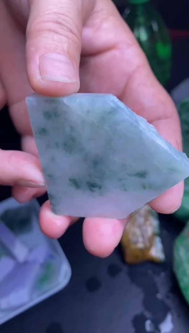 定制翡翠未镶嵌 包工