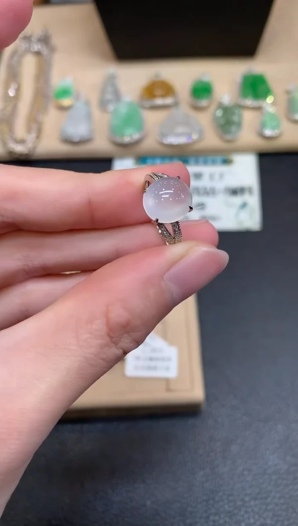 【闪购商品】翡翠戒指18K金镶嵌蛋面【无服务费】