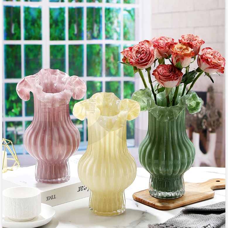 中古芬顿百褶裙花瓶高级感轻奢简约奶油系艺术玻璃花束摆件