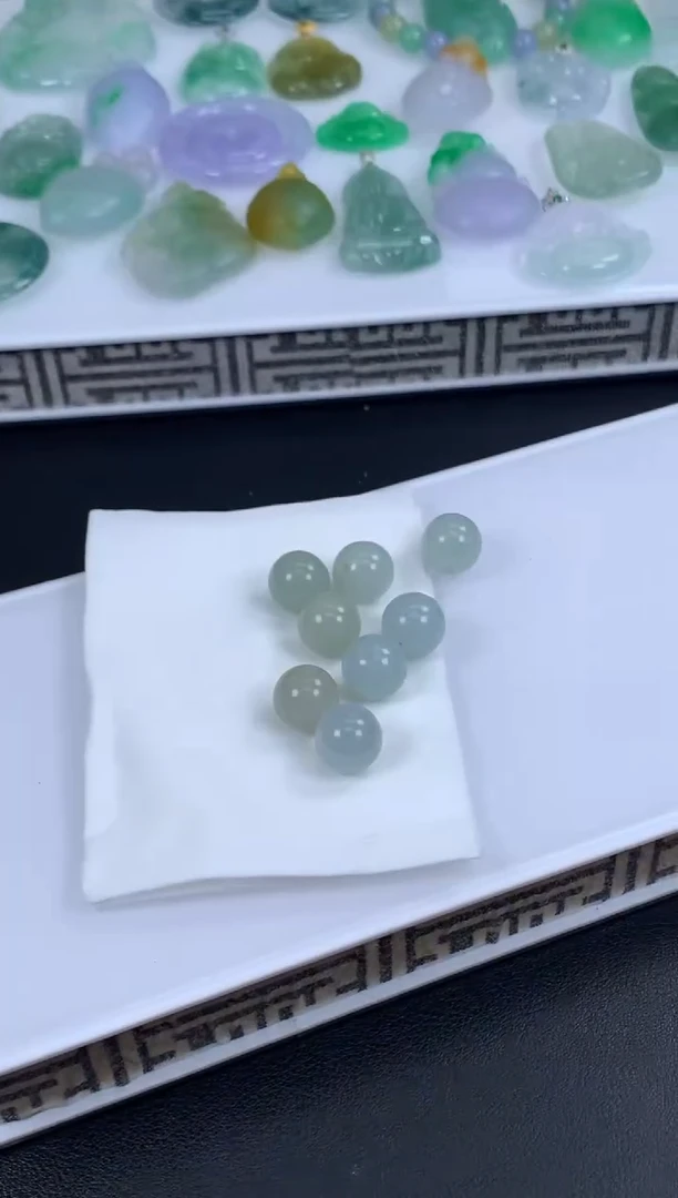 【闪购商品】翡翠挂件未镶嵌多样性发一件