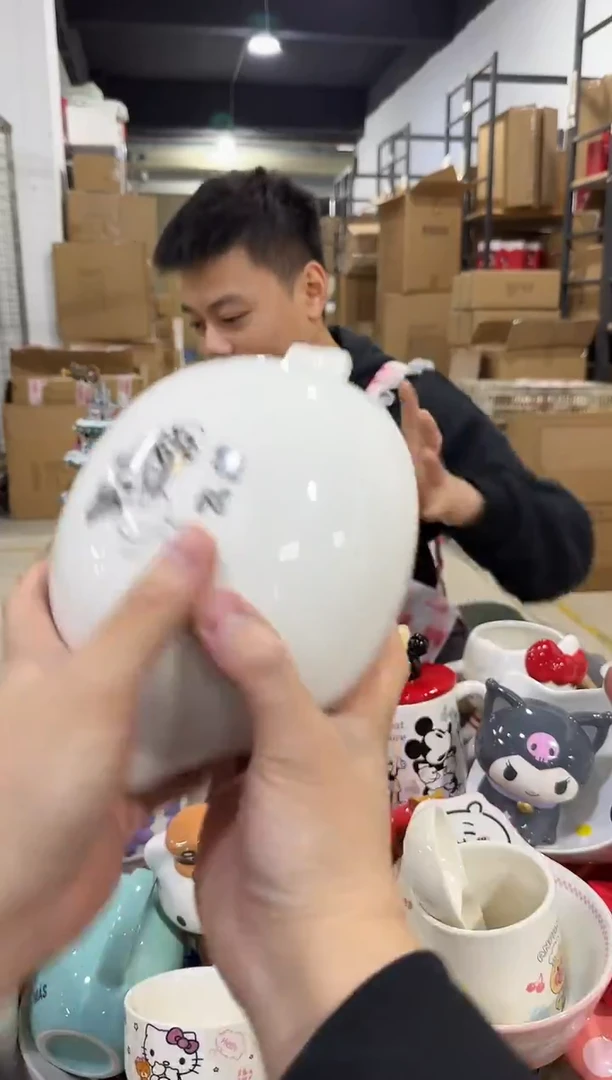 瓷片叮当猫萝卜碗