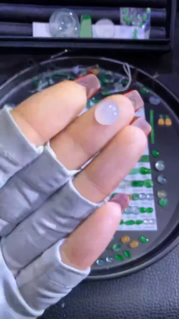 未镶嵌挂件翡翠蛋面