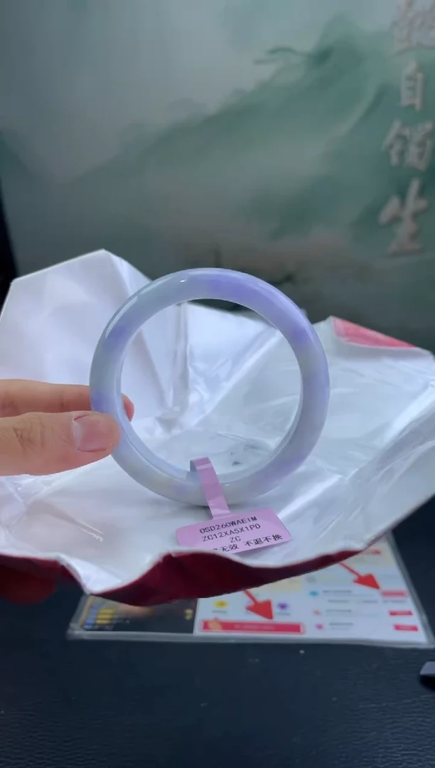 翡翠手镯未镶嵌3翡翠手镯