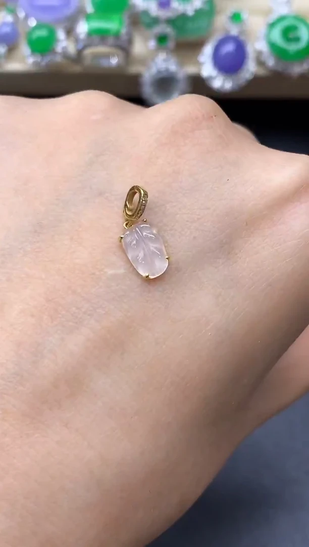 颈饰18K金镶嵌翡翠171-中国好珍宝