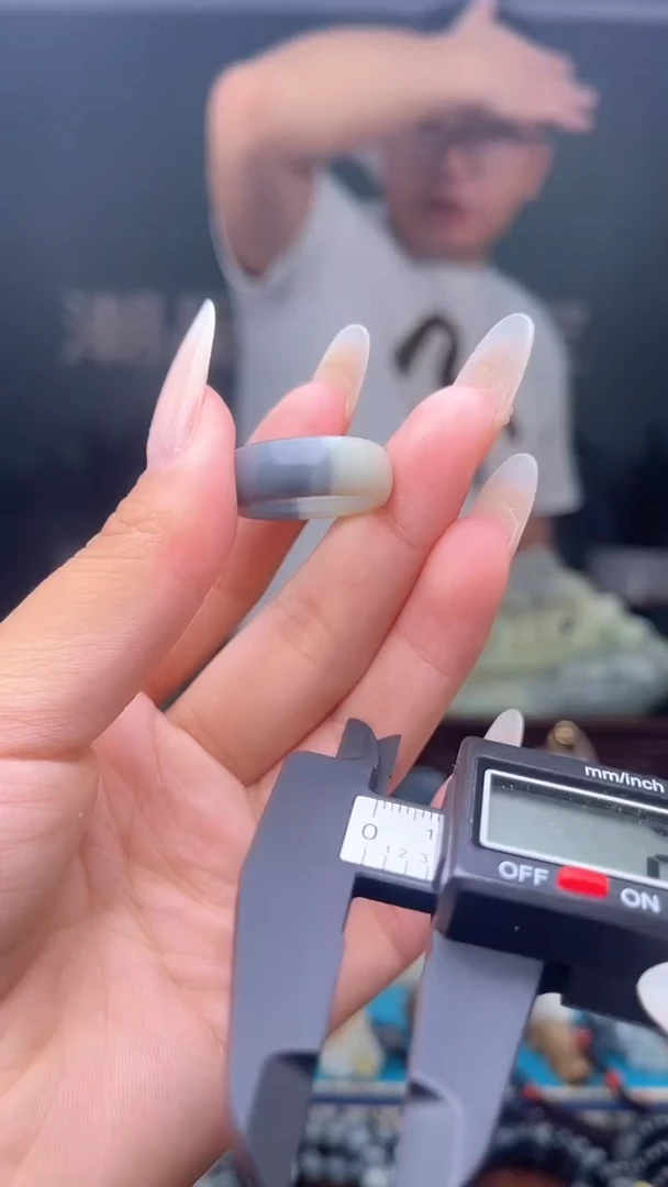 未镶嵌和田玉挂件1