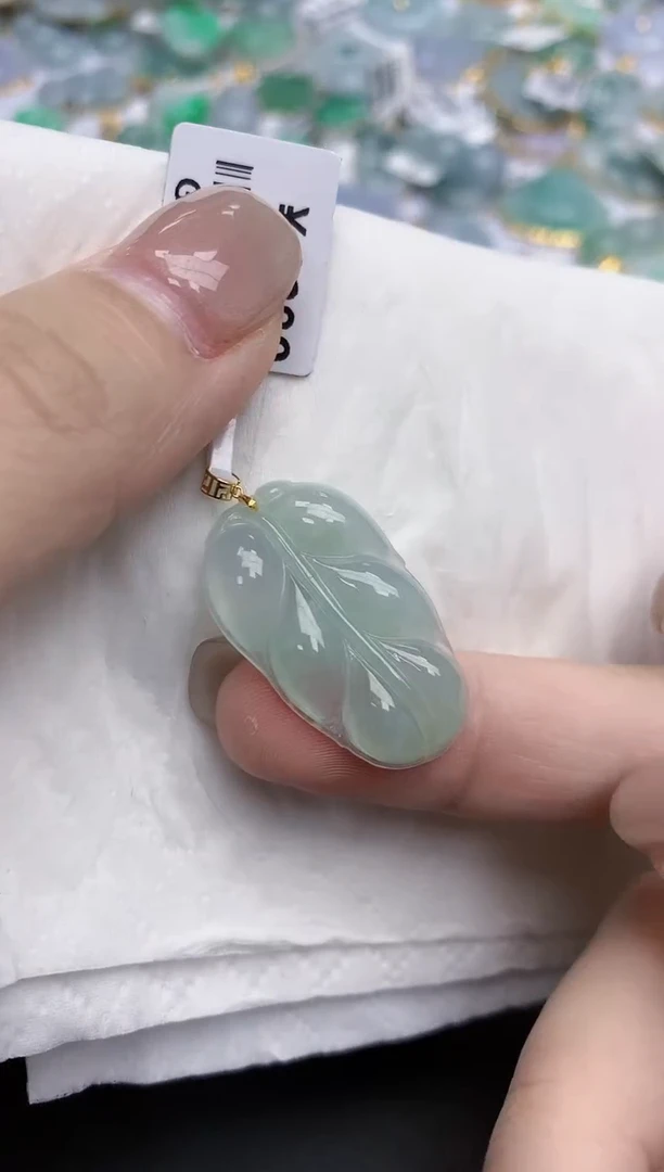 【闪购商品】翡翠颈饰18K金镶嵌天然缅甸翡翠A货