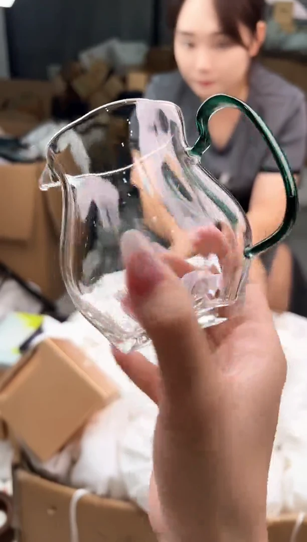 禾墨云华墨绿色