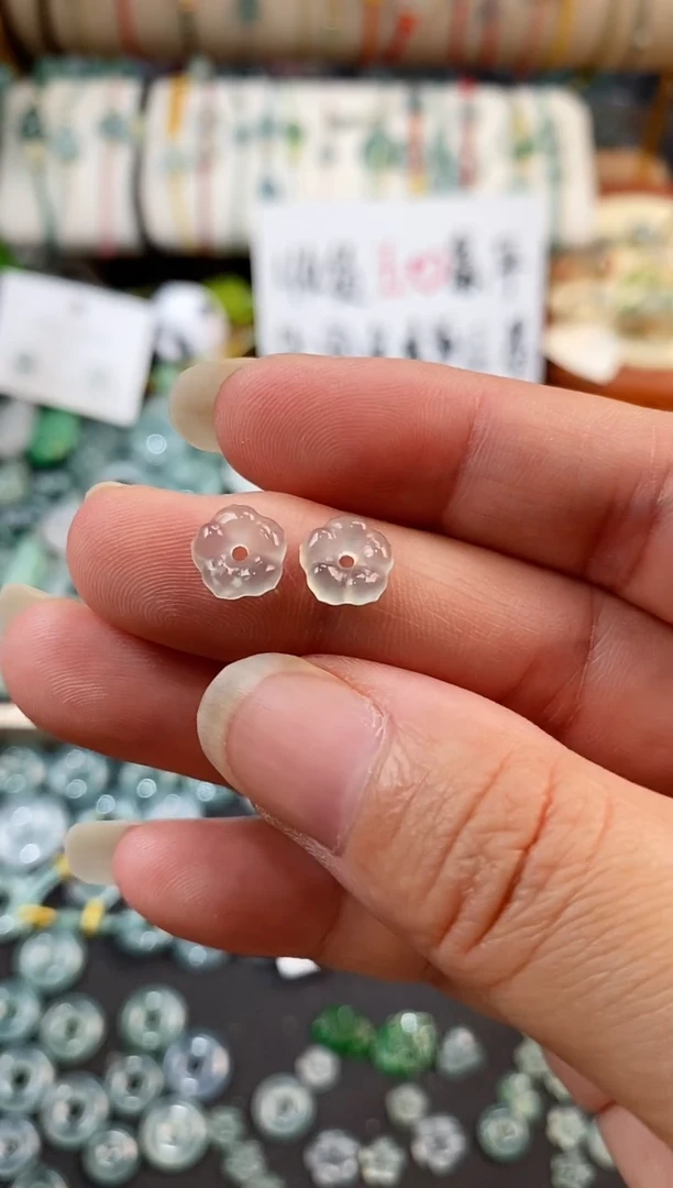 散珠翡翠冰种花花一对