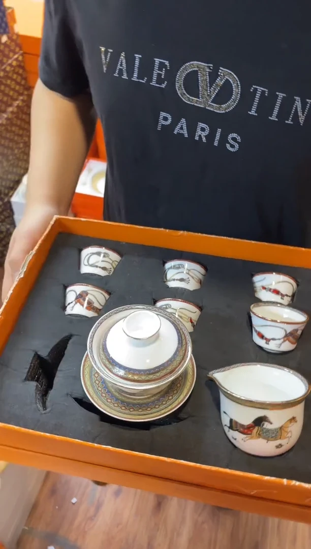 杯鸿辉家品牌瓷器，京东包邮！