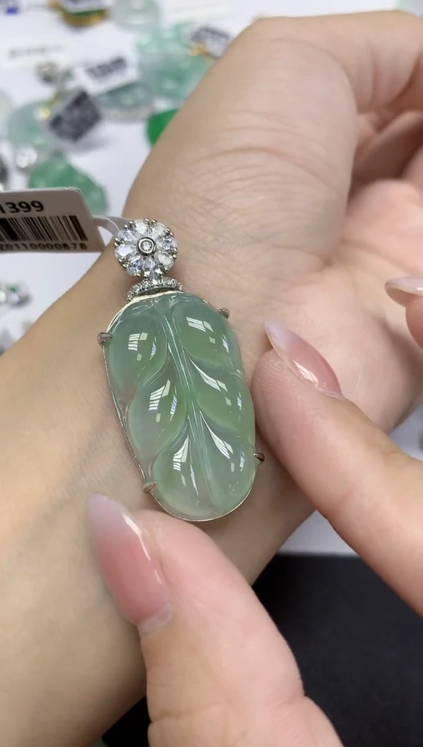 颈饰未镶嵌翡翠天然缅甸翡翠A货多样性发一件