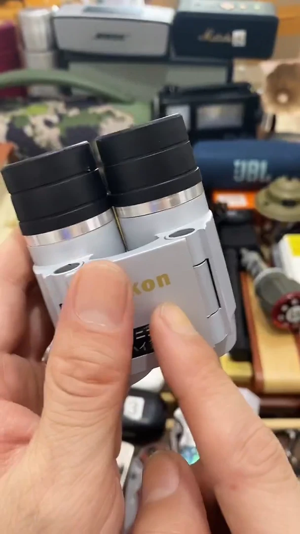 瓷片闪购商品  如图所示