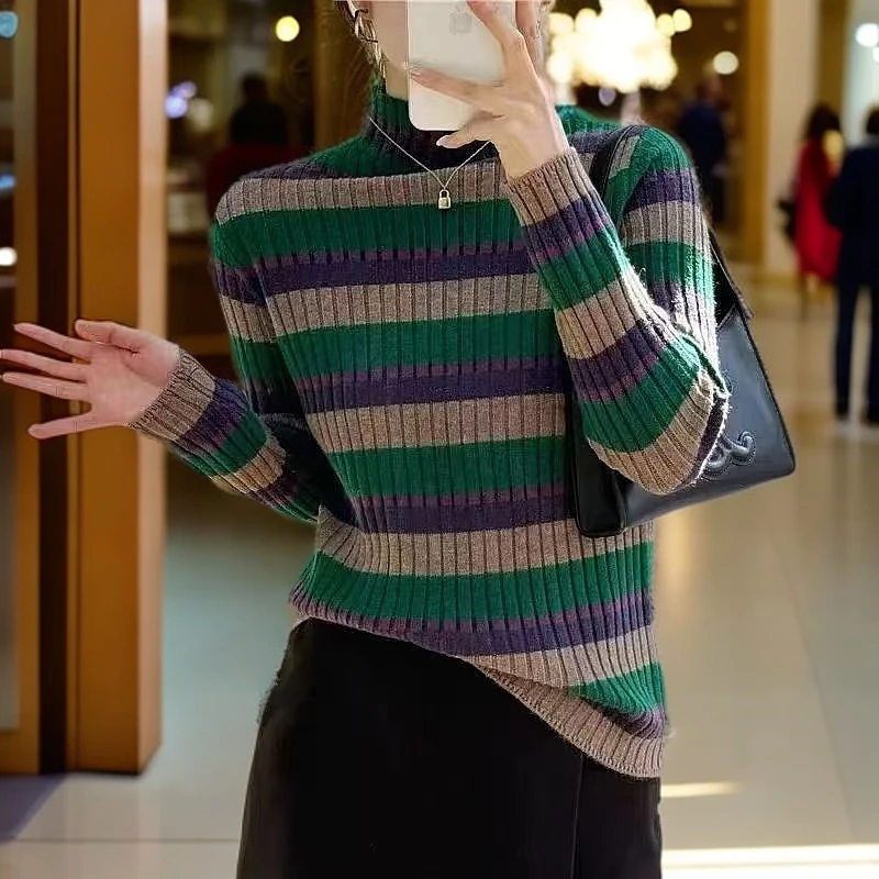 绿色条纹女毛衣加厚宽松长袖半高领秋冬显瘦百搭时尚毛衫洋气套头