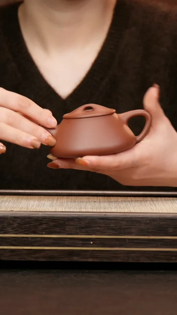 茶壶紫砂原矿紫泥 满瓢180cc