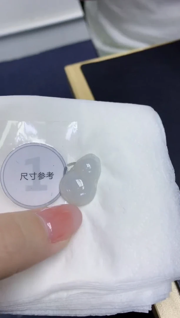 颈饰未镶嵌翡翠天然缅甸翡翠A货百元以上9元证书费自理