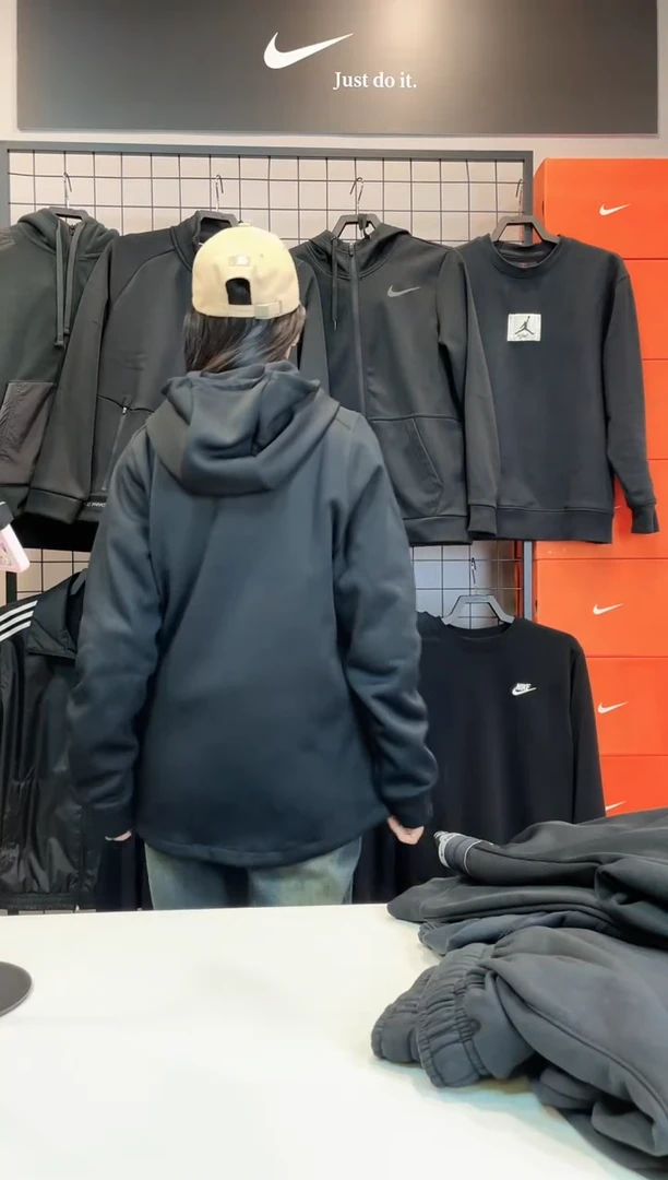 2125 华夫格外套L码130-150斤 不退换