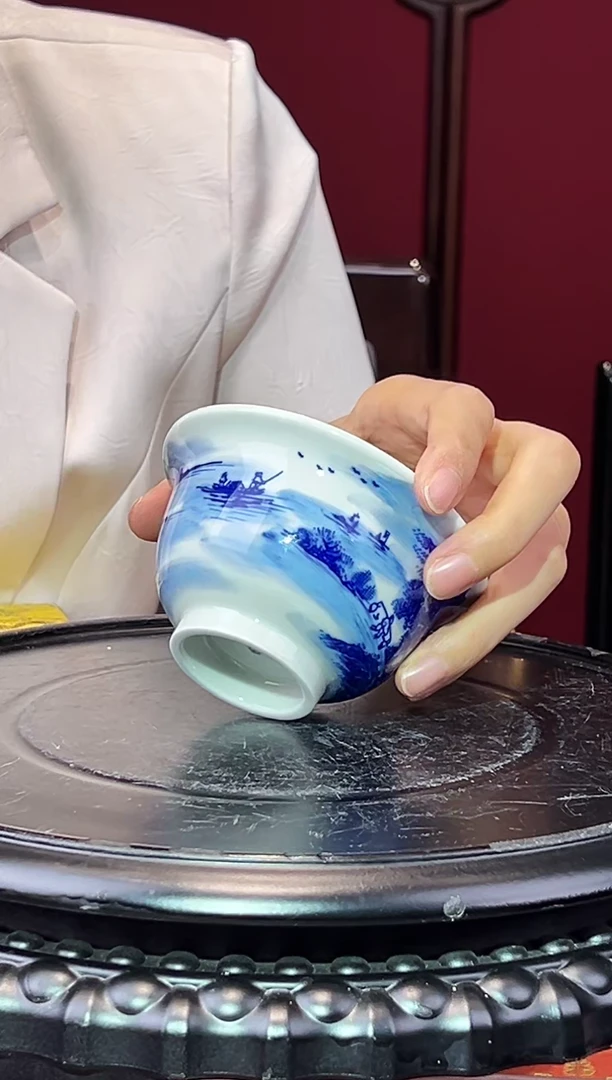古县衙青花山水压手杯