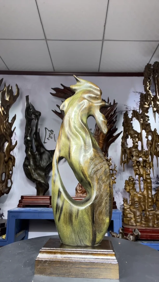 金丝楠木雕款济****心金丝楠木工艺品摆件
